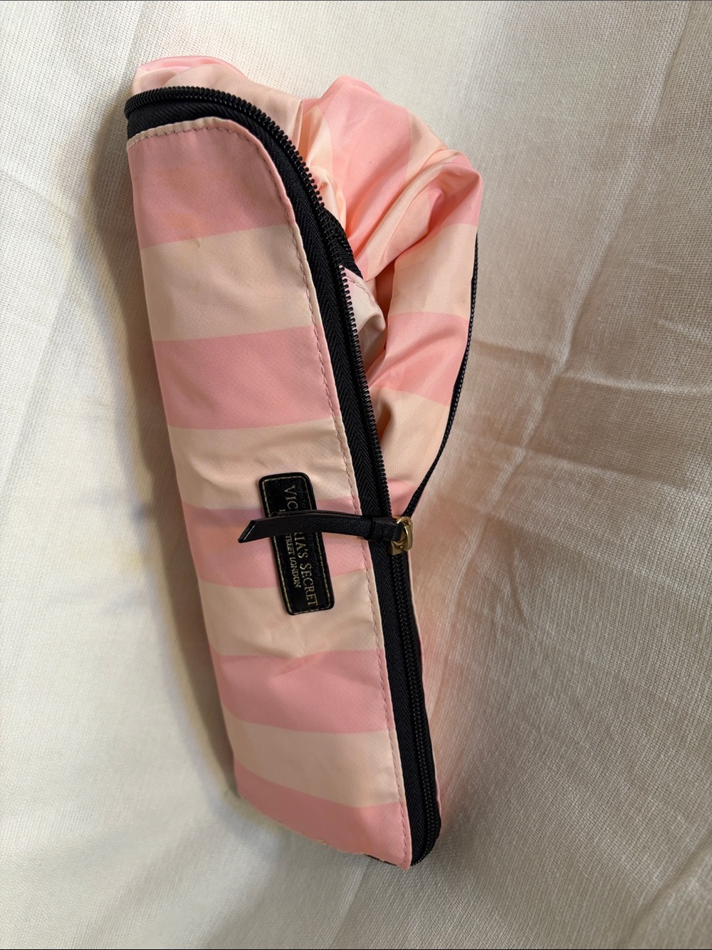 Victoria's Secret Pink and Cream Striped packable weekender/getaway tote - Picture 5 of 8